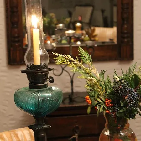 Bizim Ev (adults Only) 2*