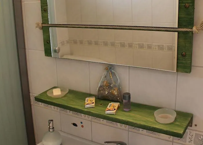 Bizim Ev (adults Only) 2*