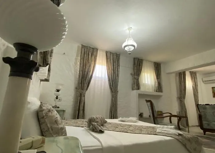 Bizim Ev (adults Only) מלון אלאקאטי