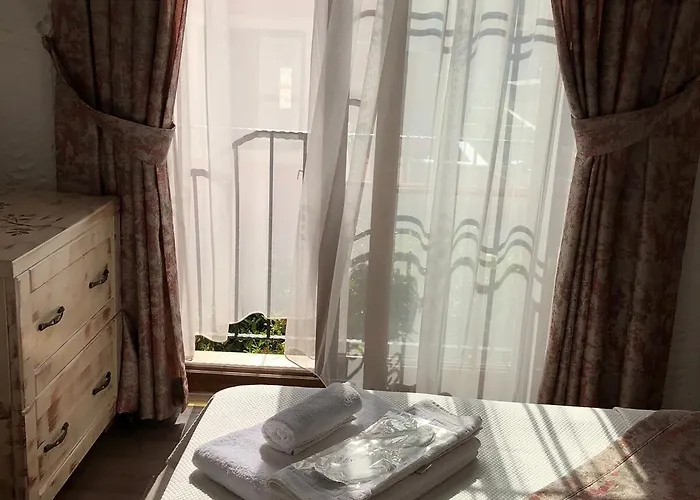 Bizim Ev (adults Only) 2* אלאקאטי