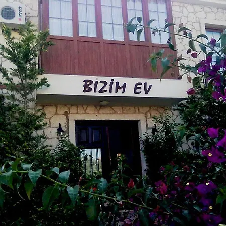 ホテル Bizim Ev (adults Only) 2*